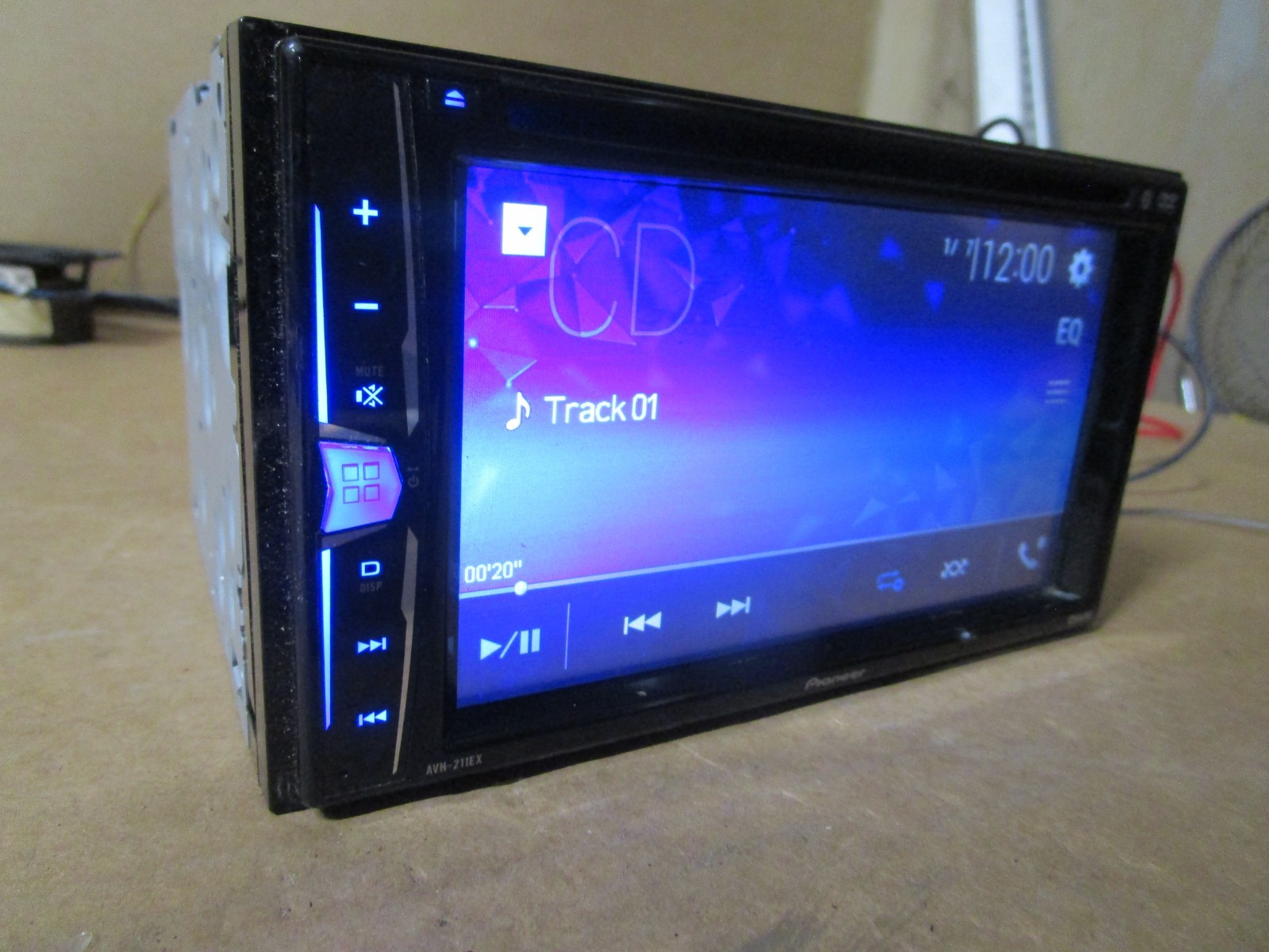 Pioneer Aftermarket Radio Stereo Screen Display Sound Equipment avh-211ex