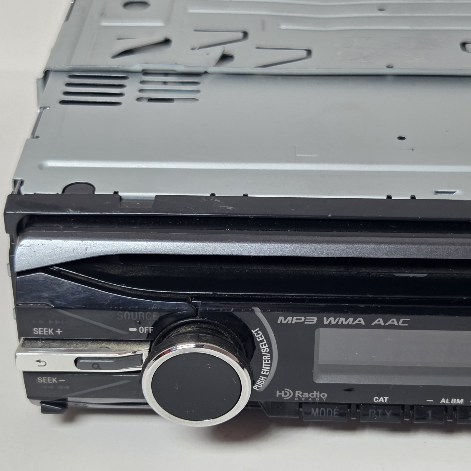 Sony Xplod HD Radio Head Unit CD Player MP3 WMA AAC USB Aux Compact Disc