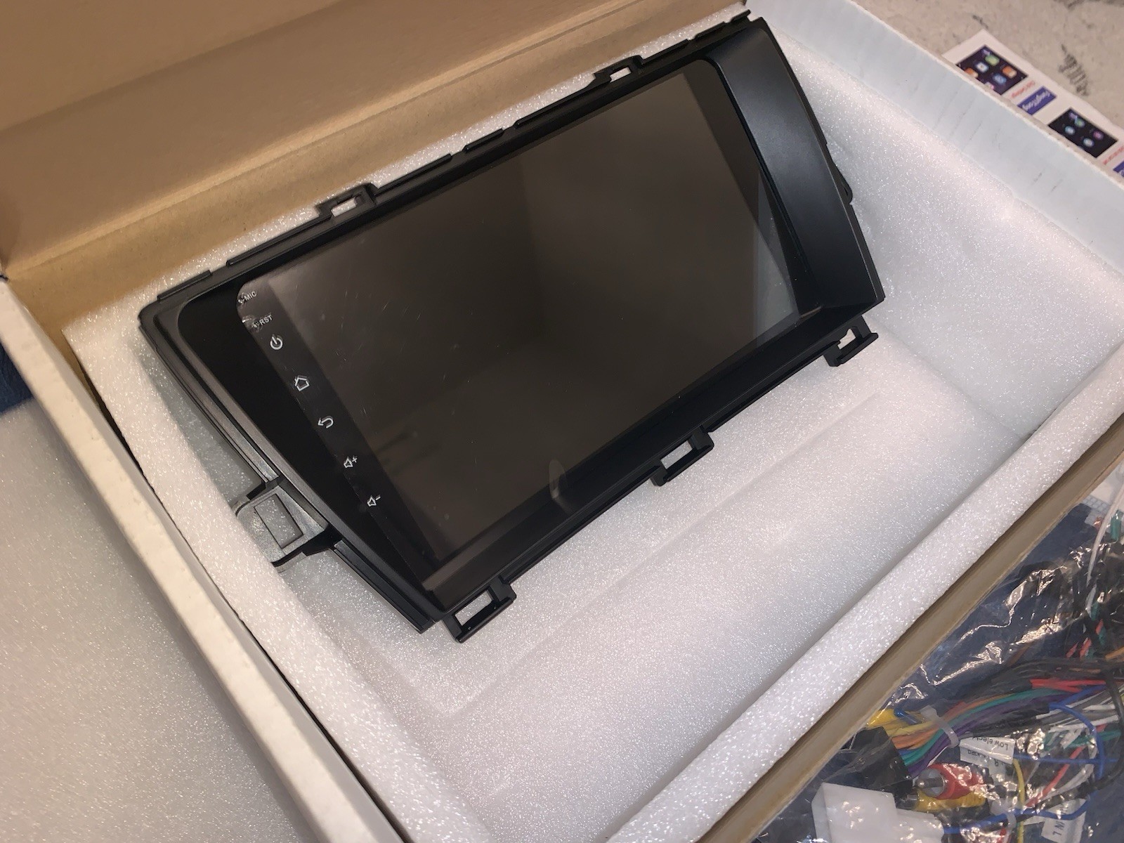 Toyota Prius 2010-2015 9-inch Android Car Stereo GPS 4/32gb Read Description