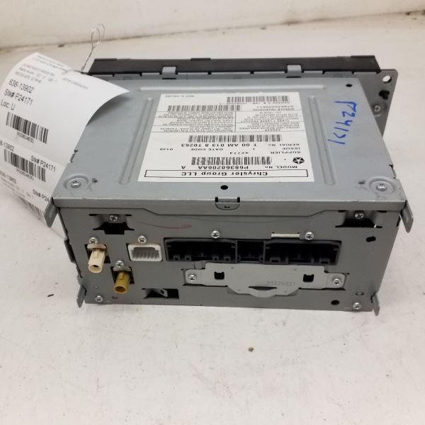 CARAVAN 2018 Audio Equipment Radio 604630