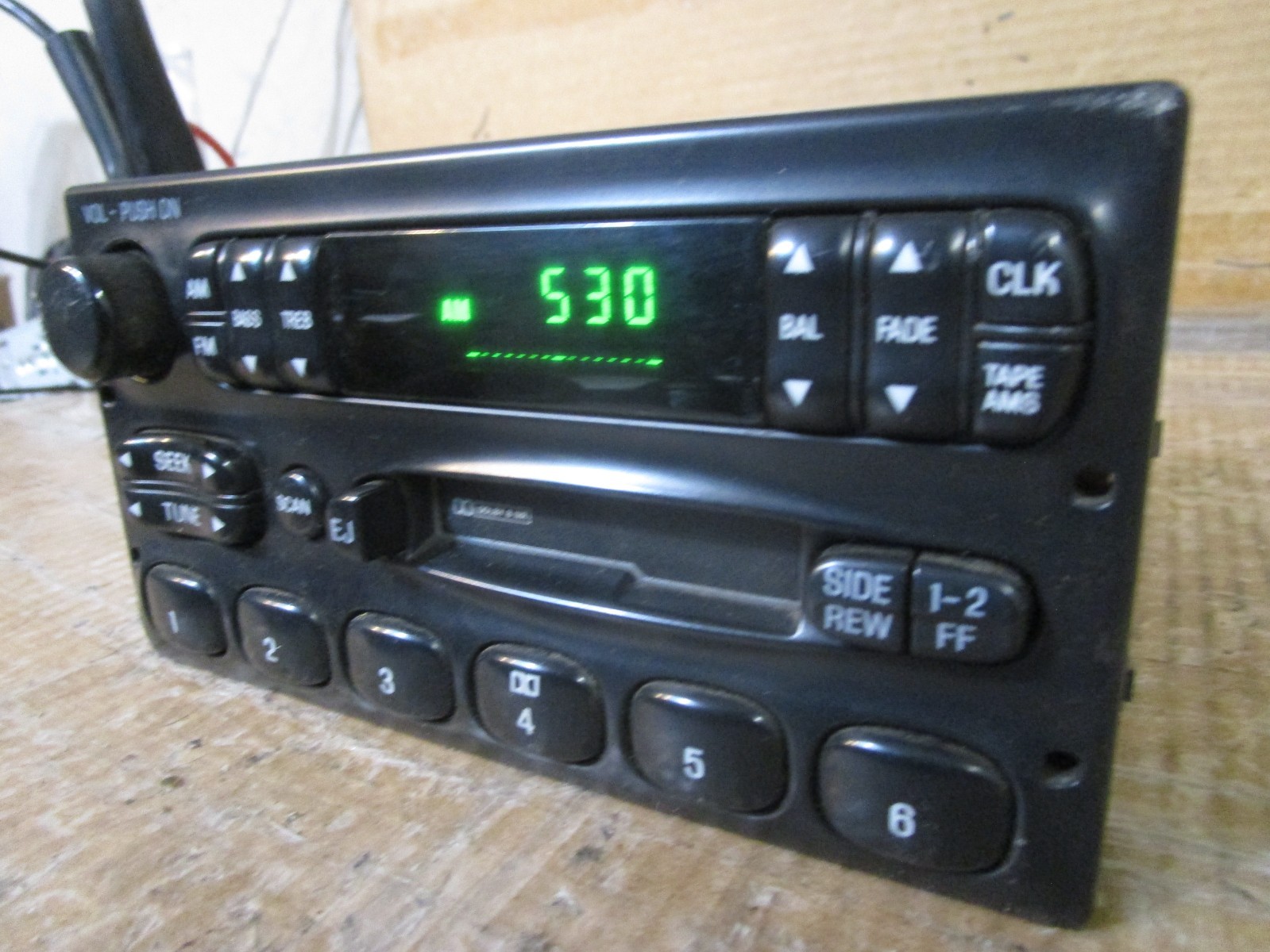 98-03 Ford F150 Radio Stereo Cassette Player Receiver AM FM f8vf19b132aa