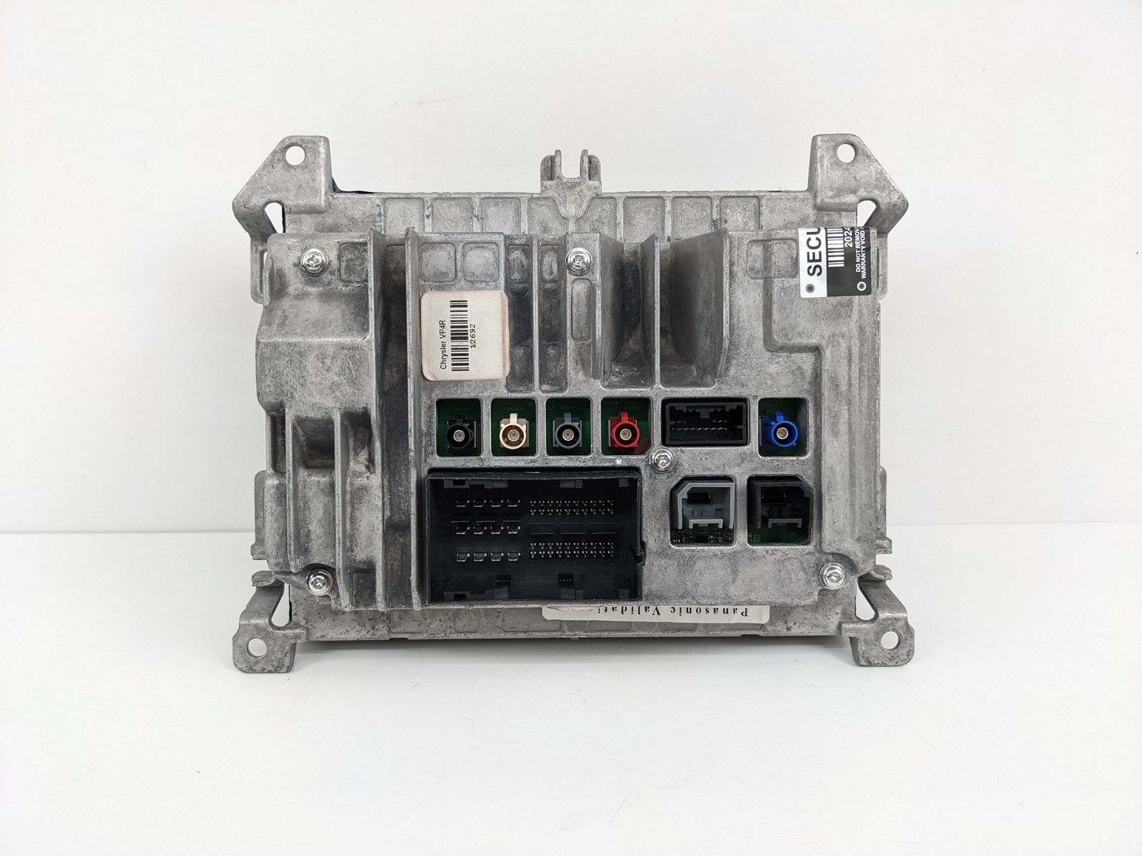 JEEP 4C UGQ 8.4 Inch Uconnect EUROPEAN REGION MAPS ONLY Apple CarPlay
