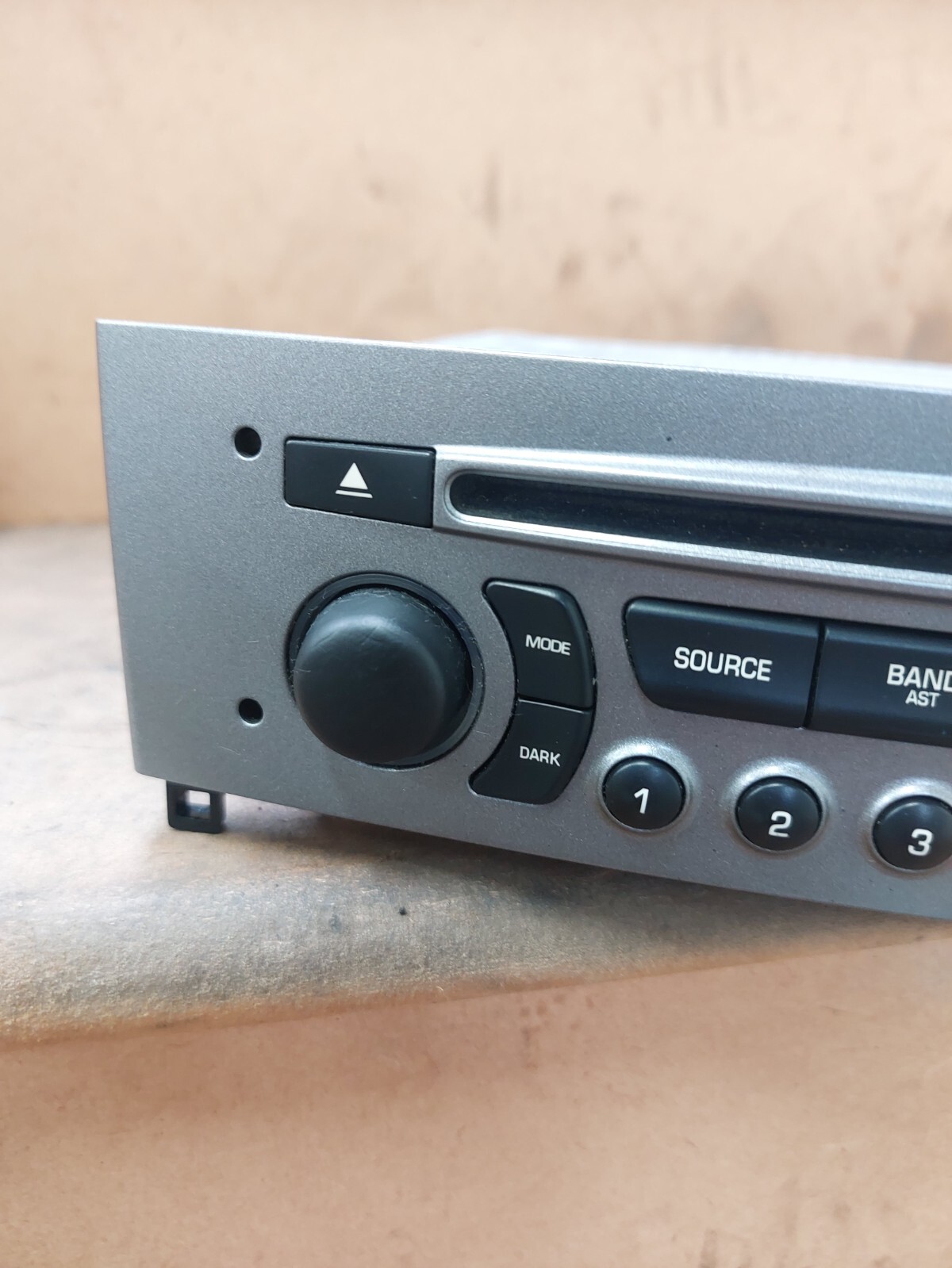 PEUGEOT 308 CC STANDARD RADIO STEREO CD PLAYER HEAD UNIT 96662671XH