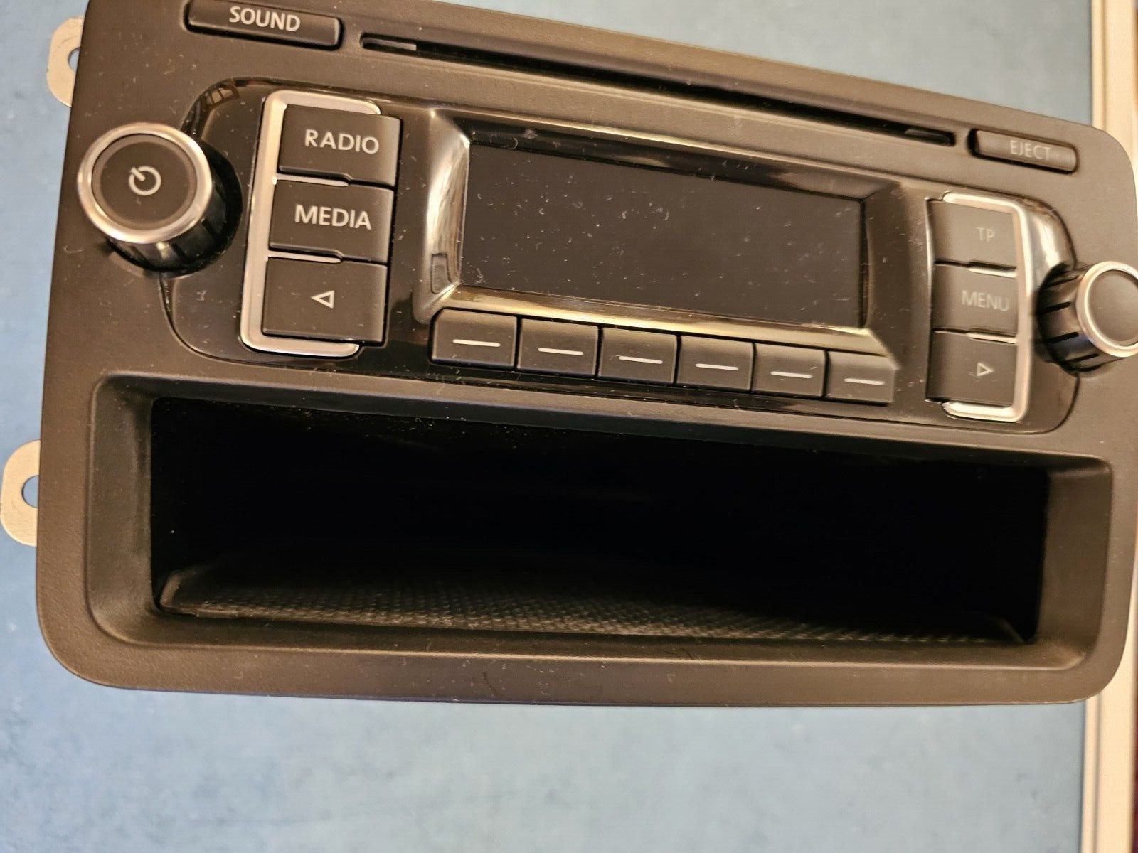 GENUINE VOLKSWAGEN GOLF T6 STANDARD CD PLAYER RADIO 7E0035156B