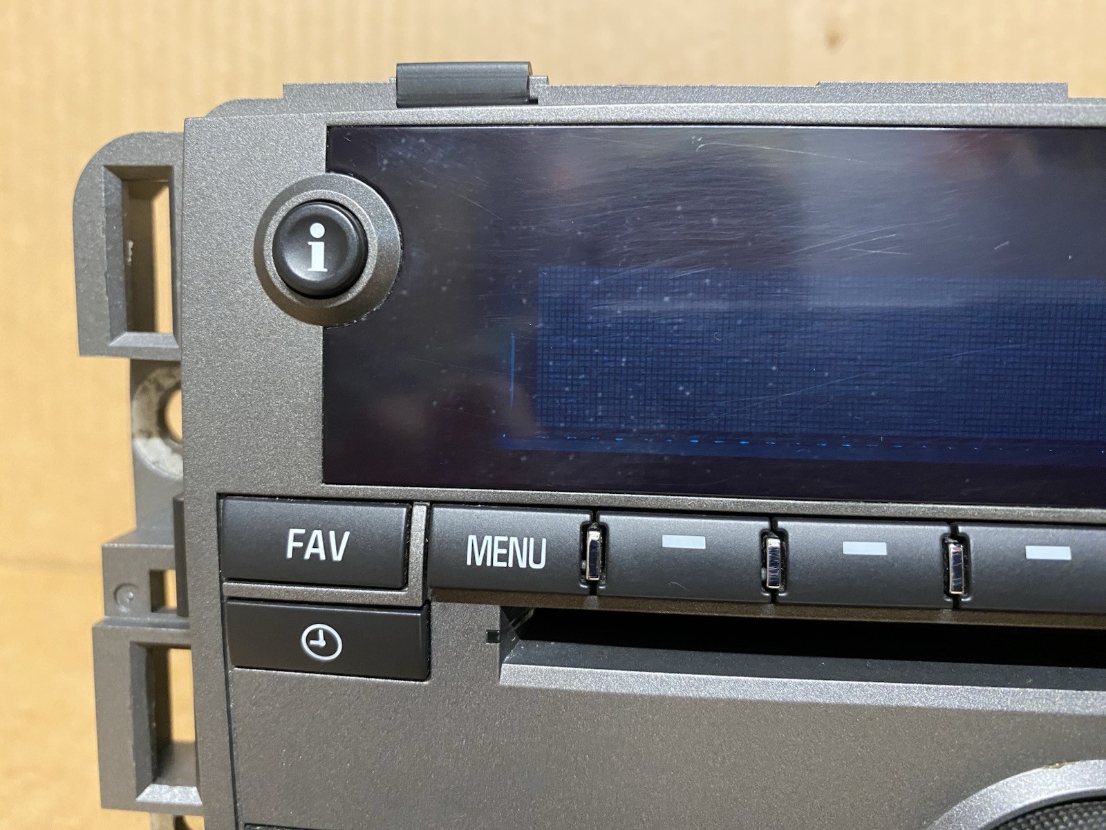 13-15 Chevy Captiva Sport AM-FM-CD-MP3-USB Radio Option Code UUi Tested OEM