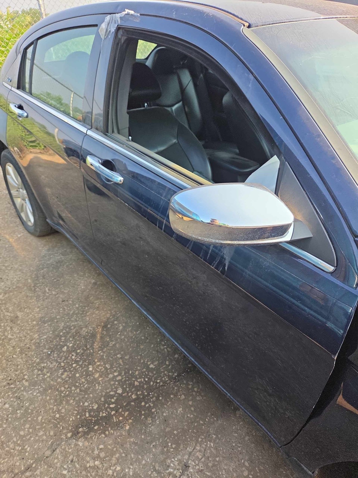 2013-2014 CHRYSLER 200 3.6L Radio Receiver Face Plate ID RES