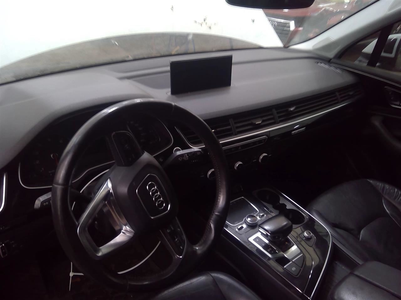 Info-GPS-TV Screen Display Dash Mounted Fits 17-19 AUDI Q7 6986635