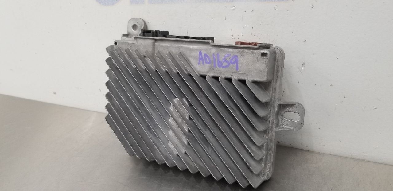 18 GMC SIERRA SLT 2500 RADIO AUDIO AMPLIFIER 84111298