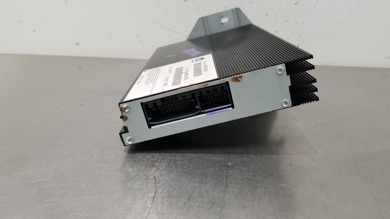 17 DODGE RAM 1500 RADIO AUDIO AMPLIFIER 68267099AB