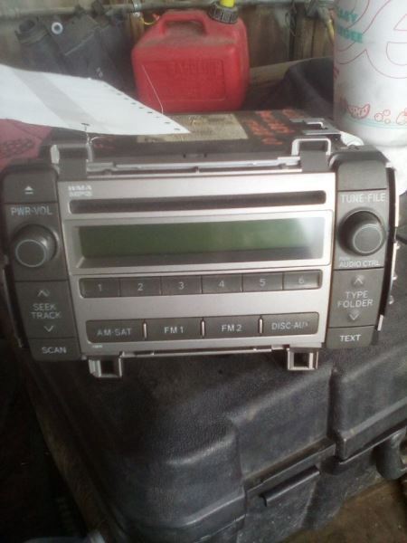 Audio Equipment Radio Receiver With CD ID 11819 Fits 09-10 MATRIX 178570