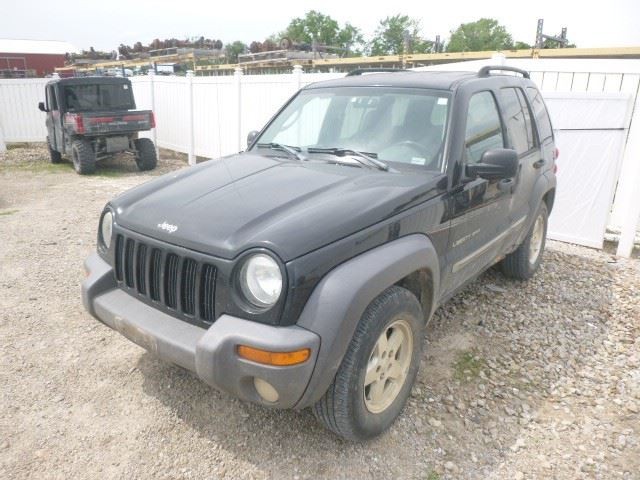 Audio Equipment Radio Am-fm-integral 6 CD Changer Fits 05-06 08-10 VIPER 1737236