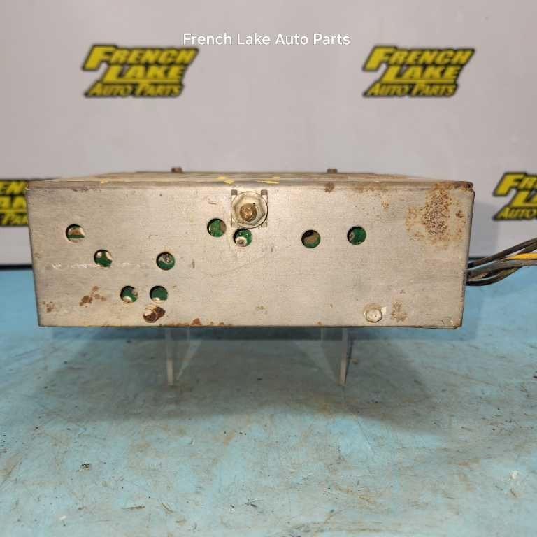 UNTESTED AM Radio “C4MA-18805” Fits 1964 MERCURY 1239049