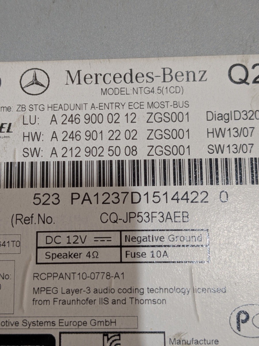 MERCEDES A CLASS MK3 W176 STEREO RADIO CD PLAYER HEAD UNIT A2469000212