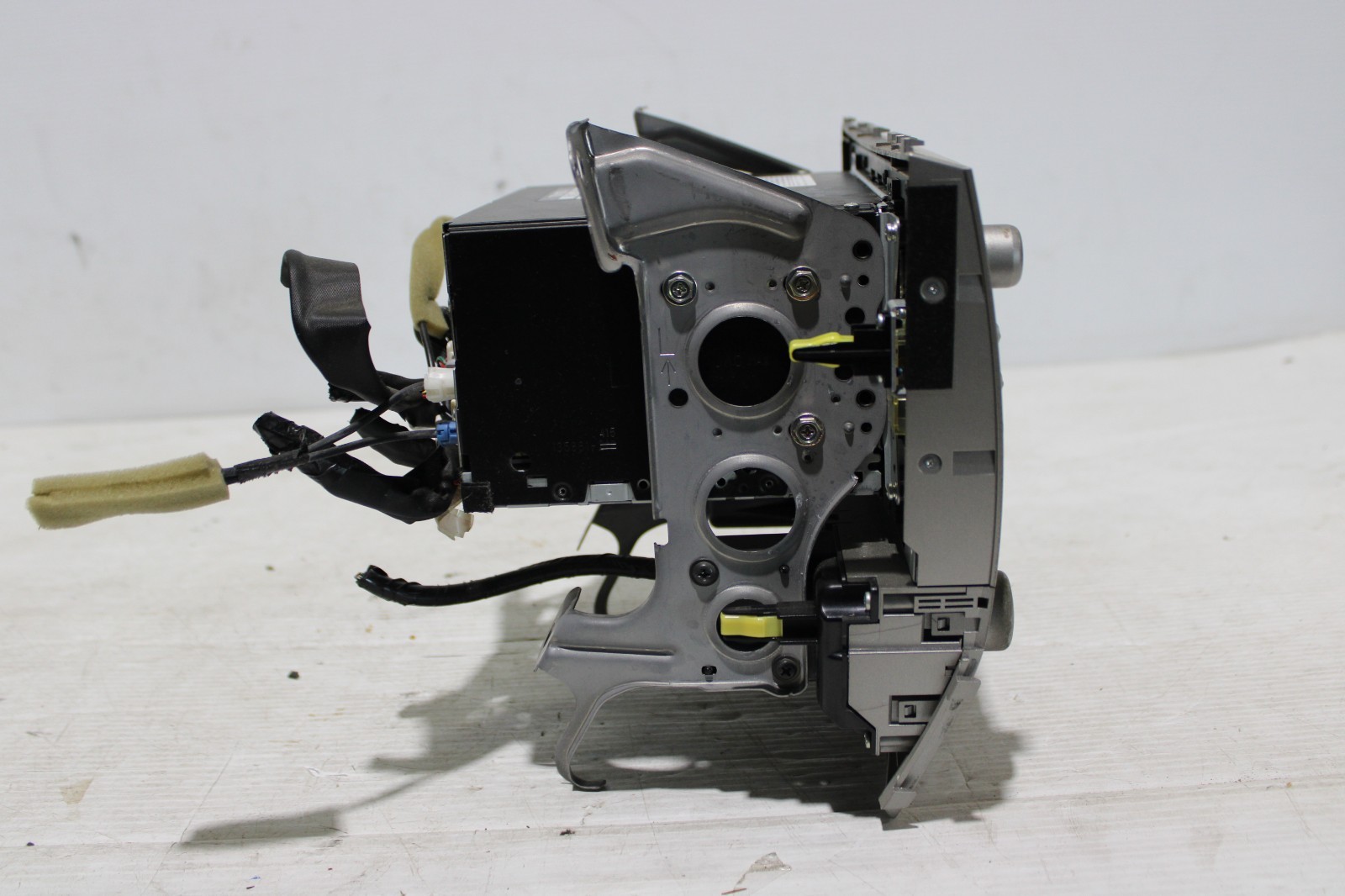 2010-2011 TOYOTA CAMRY RADIO GPS DISPLAY SCREEN TEMP CONTROL OEM 86120-06510