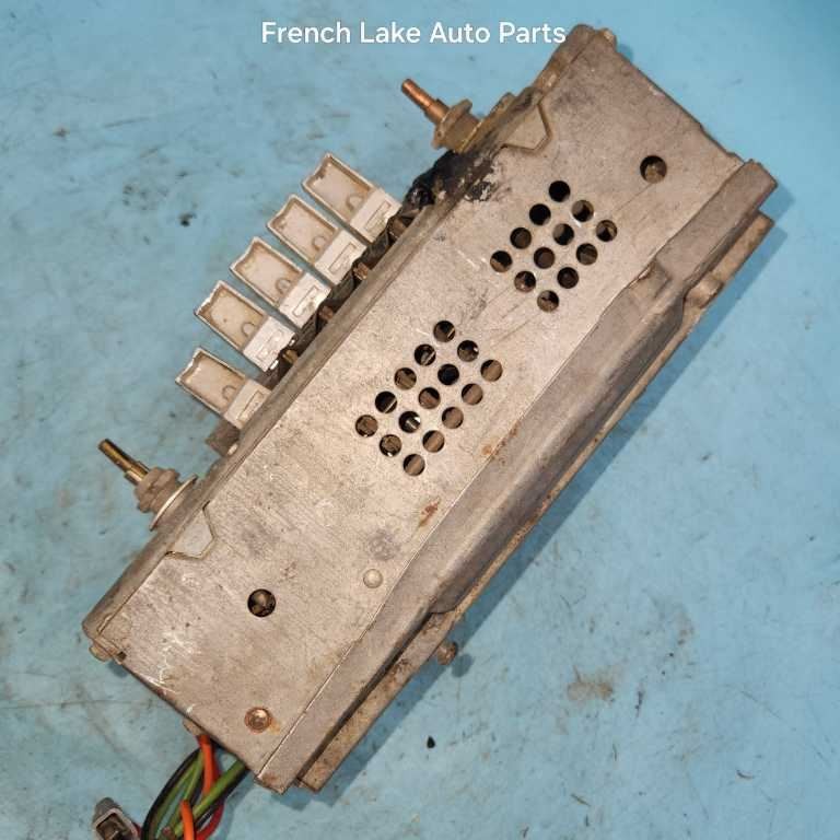 UNTESTED AM Radio “5BPD 2580874” Fits 1965 PLYMOUTH FURY 1239226