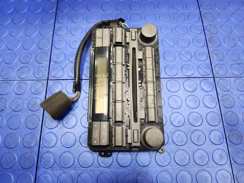 04-05 Nissan Armada Radio Receiver Head Unit AM FM 6-Disc CD OEM 28185-7S512