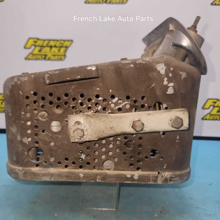 PARTS DONOR Radio 982420 Fits 1948 OLDSMOBILE 1246459