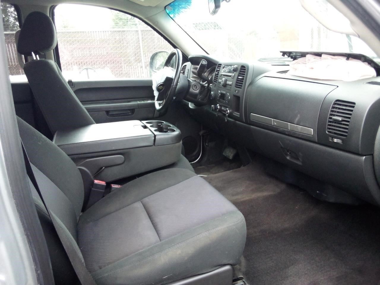 Audio Equipment Radio AM-FM-CD-MP3-USB Fits 11-21 EXPRESS 2500 VAN 29844323