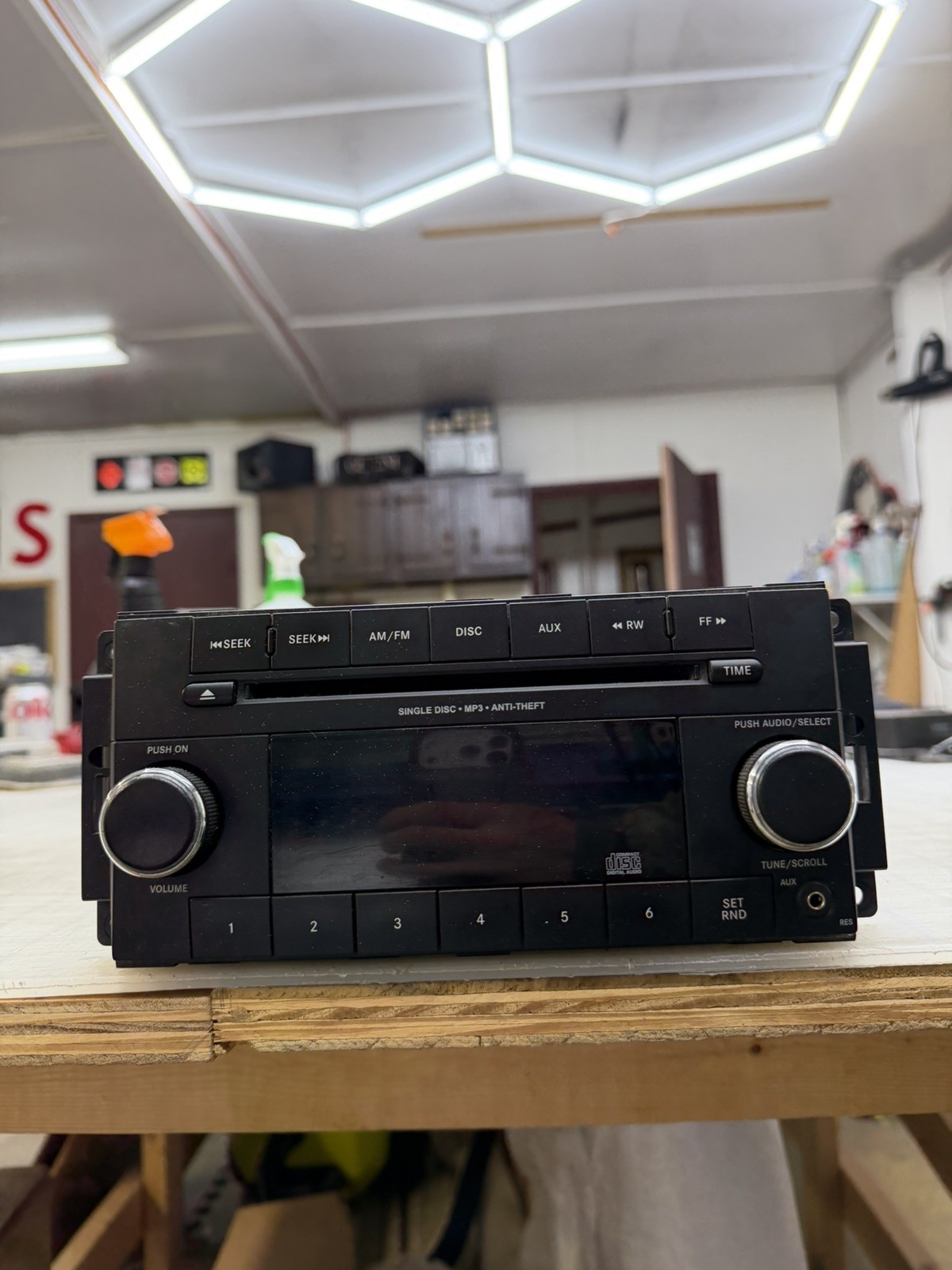 OEM Chrysler AM FM Audio Car Stereo Radio P05091195AC Working Dodge Jeep MP3 CD