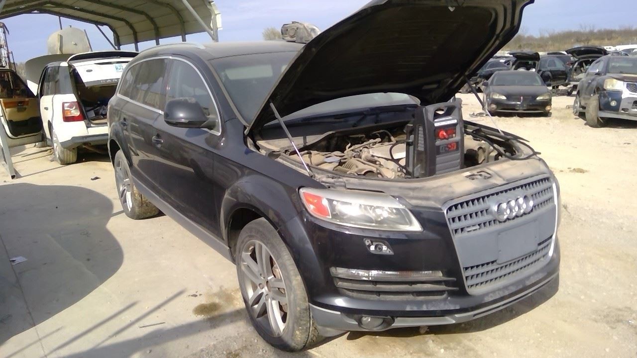 Audio Equipment Radio Control Panel Console Mounted Fits 07-11 AUDI Q7 9620285