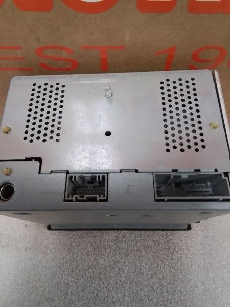 2005 F250 F350 RADIO AM FM CD SINGLE DISC 5C3T-18C869-AG