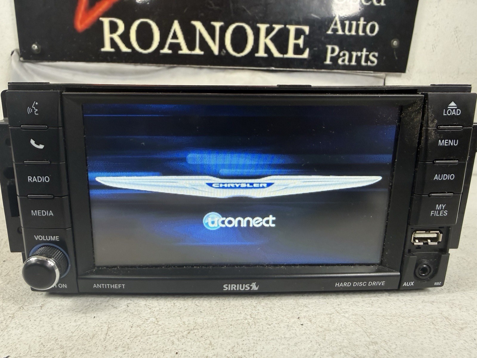 Jeep Dodge Chrysler MyGig CD DVD Radio High RBZ Wrangler Caravan Ram UCONNECT