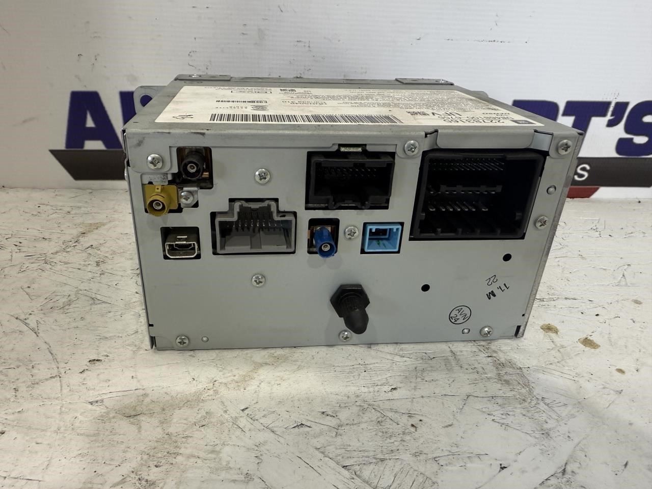 Audio Equipment Radio Receiver AM-FM-DVD-MP3-navigation Fits 11 VOLT 919800