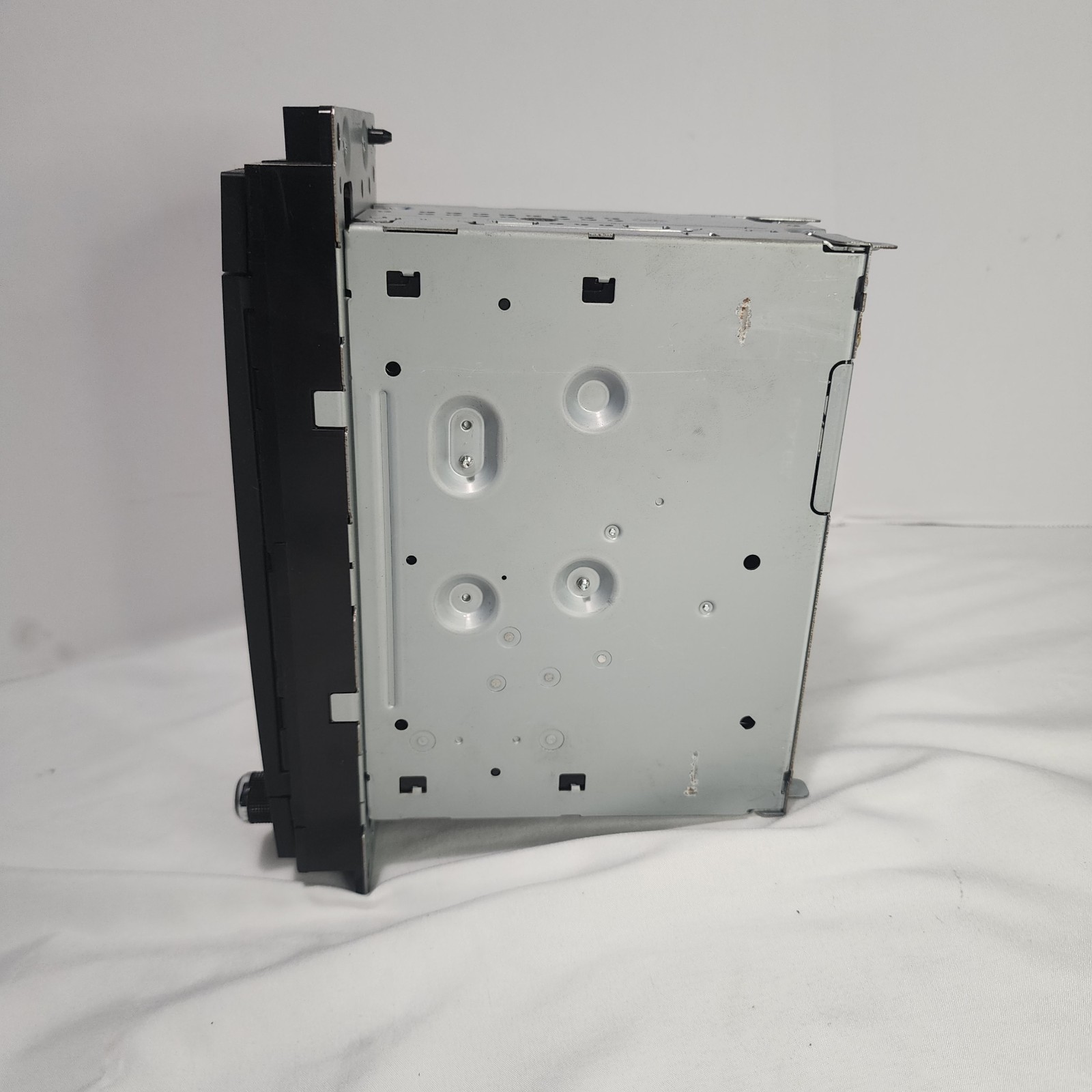 OEM 2011-2018 Jeep Wrangler JK MyGIG RHB 430N Navigation Radio P68368204AA