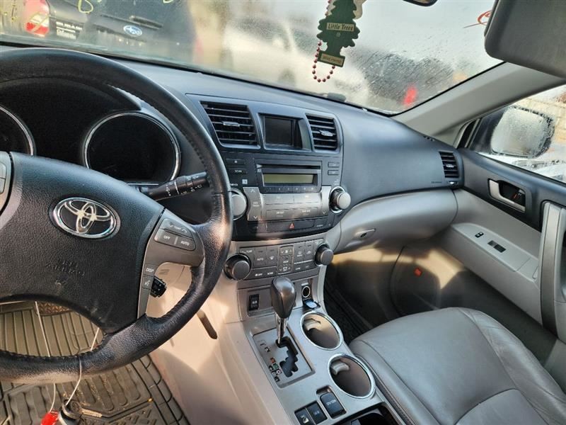 2009-2010 Toyota HIGHLANDER Upper Dash Mounted Information Display Screen