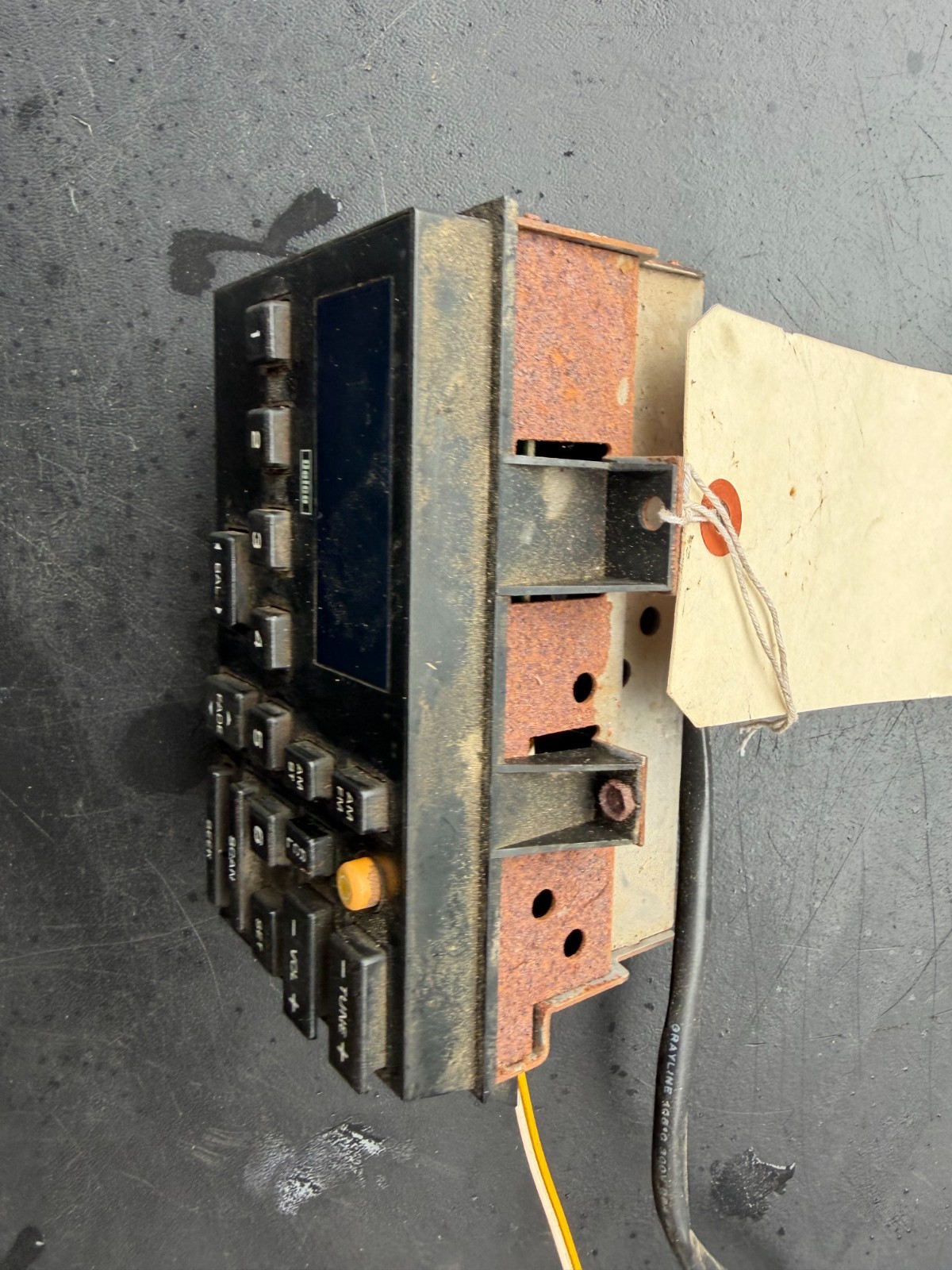 🐼 88-94 GM GMC / Chevrolet AM/FM Radio Stereo Control Head Unit 🌟