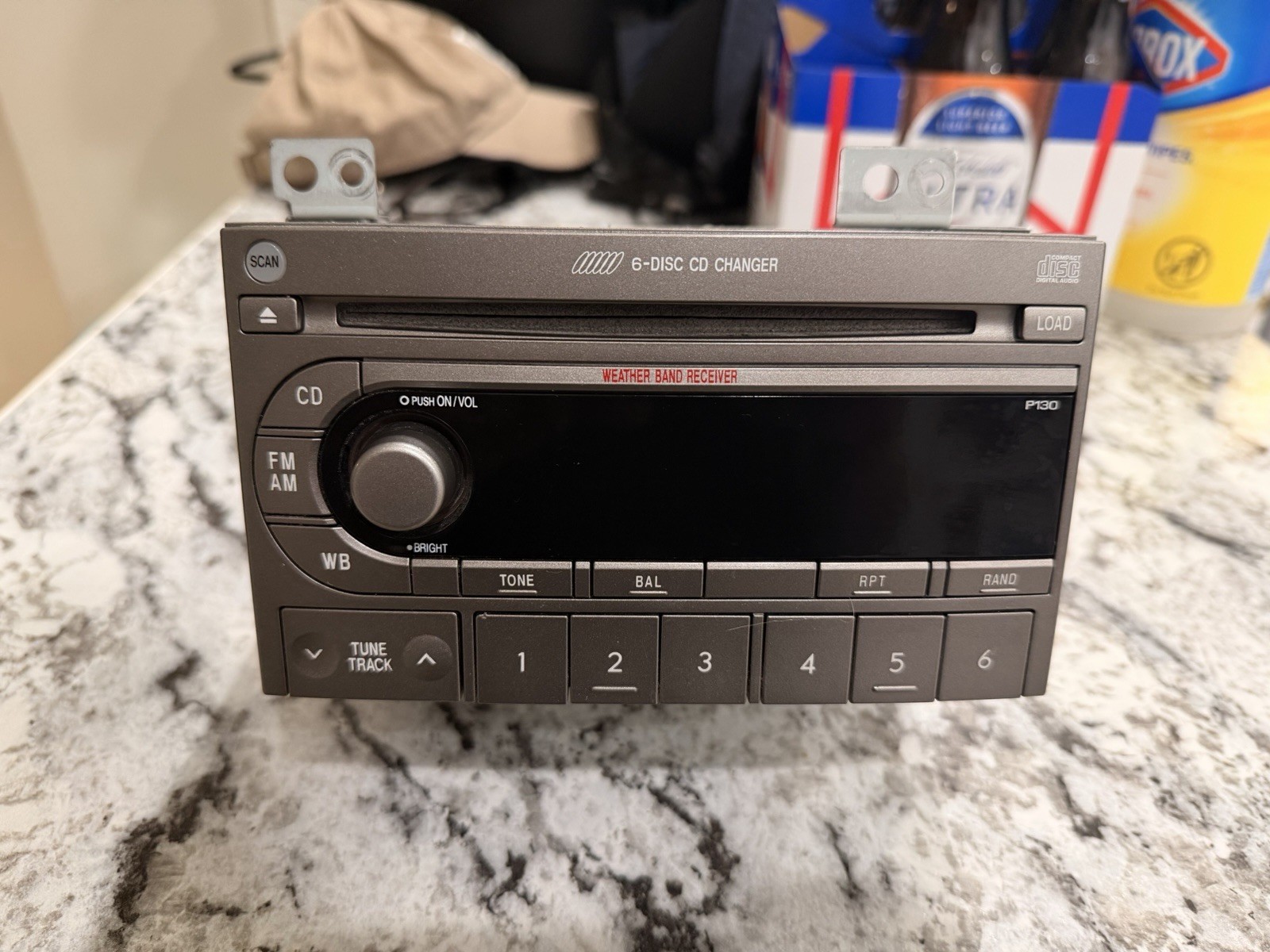 Subaru Forester 2004-2006 Radio Receiver 6-Disc CD Player 86201SA110