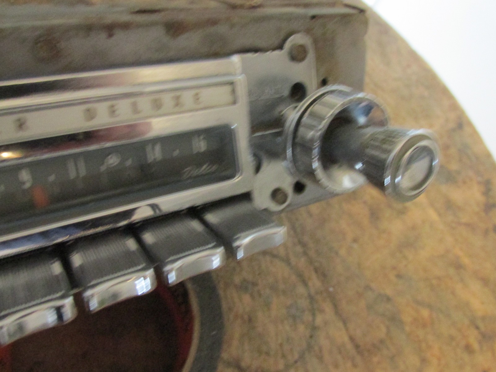 ORIGINAL SUPER DELUXE DELCO AM RADIO 1963 1964 PONTIAC CATALINA OR BONNEVILLE