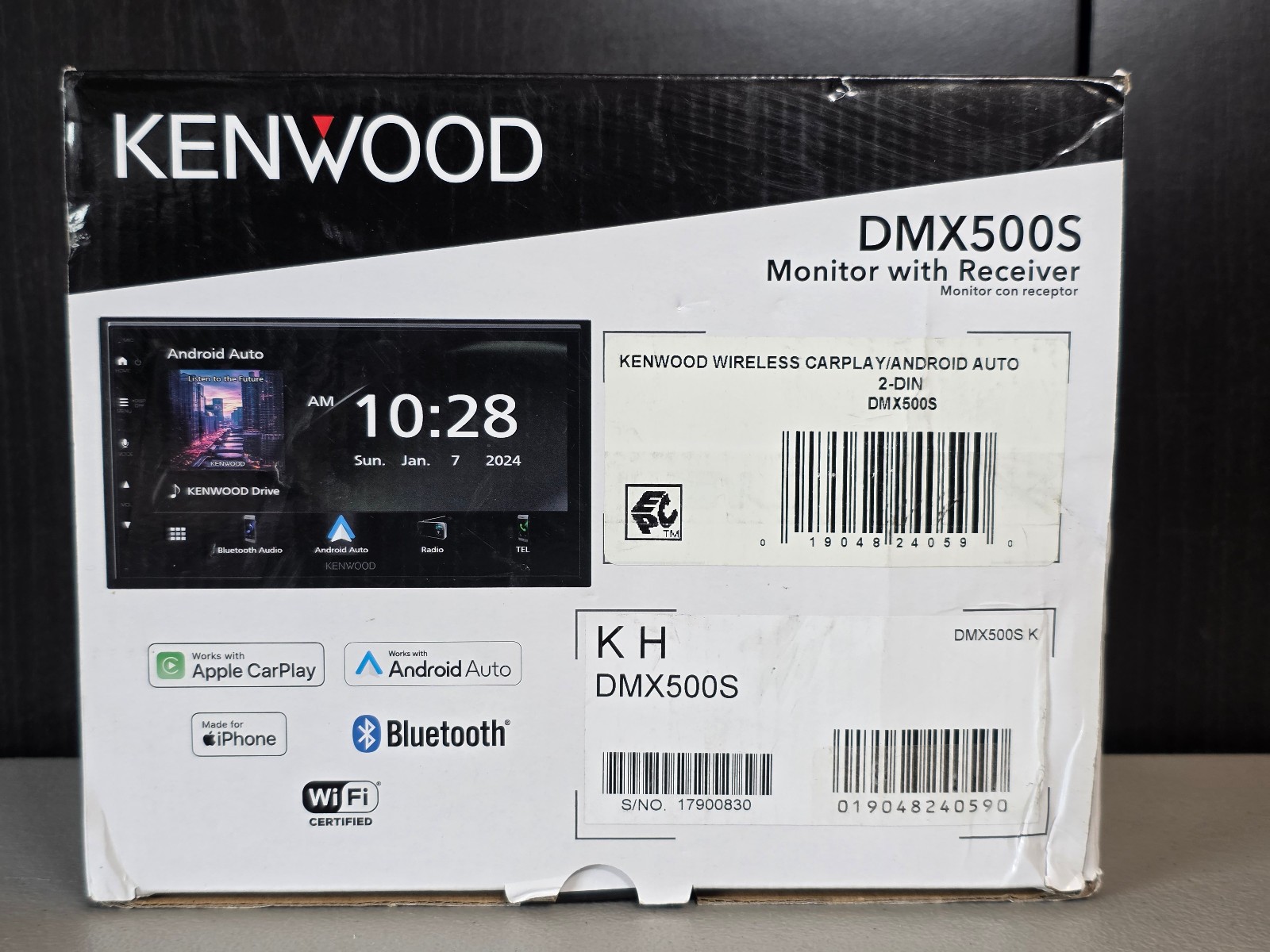 Kenwood DMX500S Monitor w/ Receiver -6.8″ Touchscreen, Bluetooth & Carplay