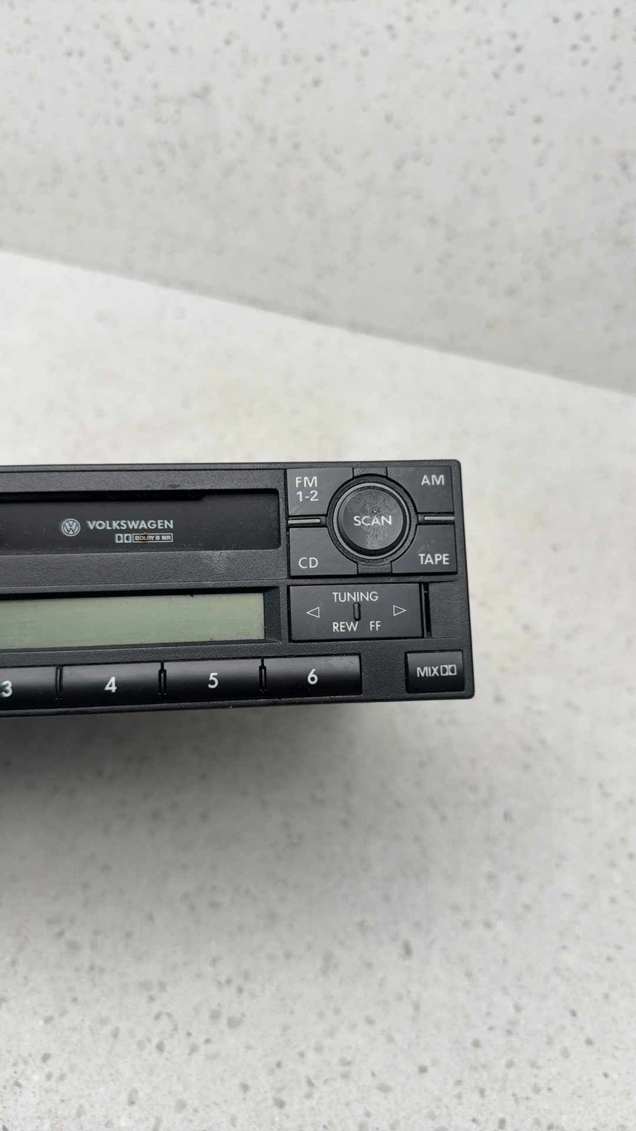 2000-2009 JETTA EXCEPT GLI Audio Receiver Am-fm-stereo-cassette cd player