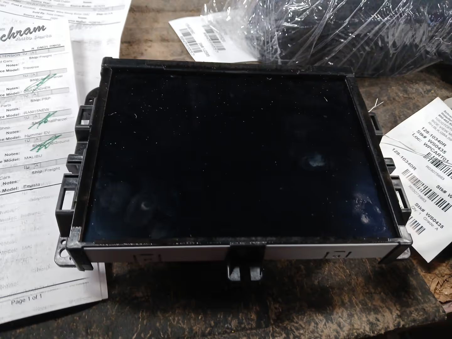 Radio Display And Receiver 68461699AC Fits 21-24 Ram 1500 2847680
