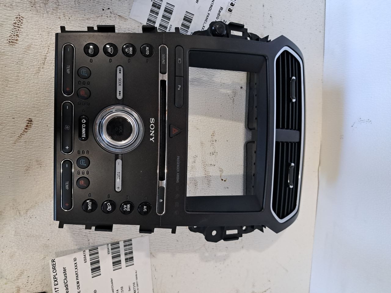 2017 Explorer Control Panel,Eb5z18842ha Sku#4487311