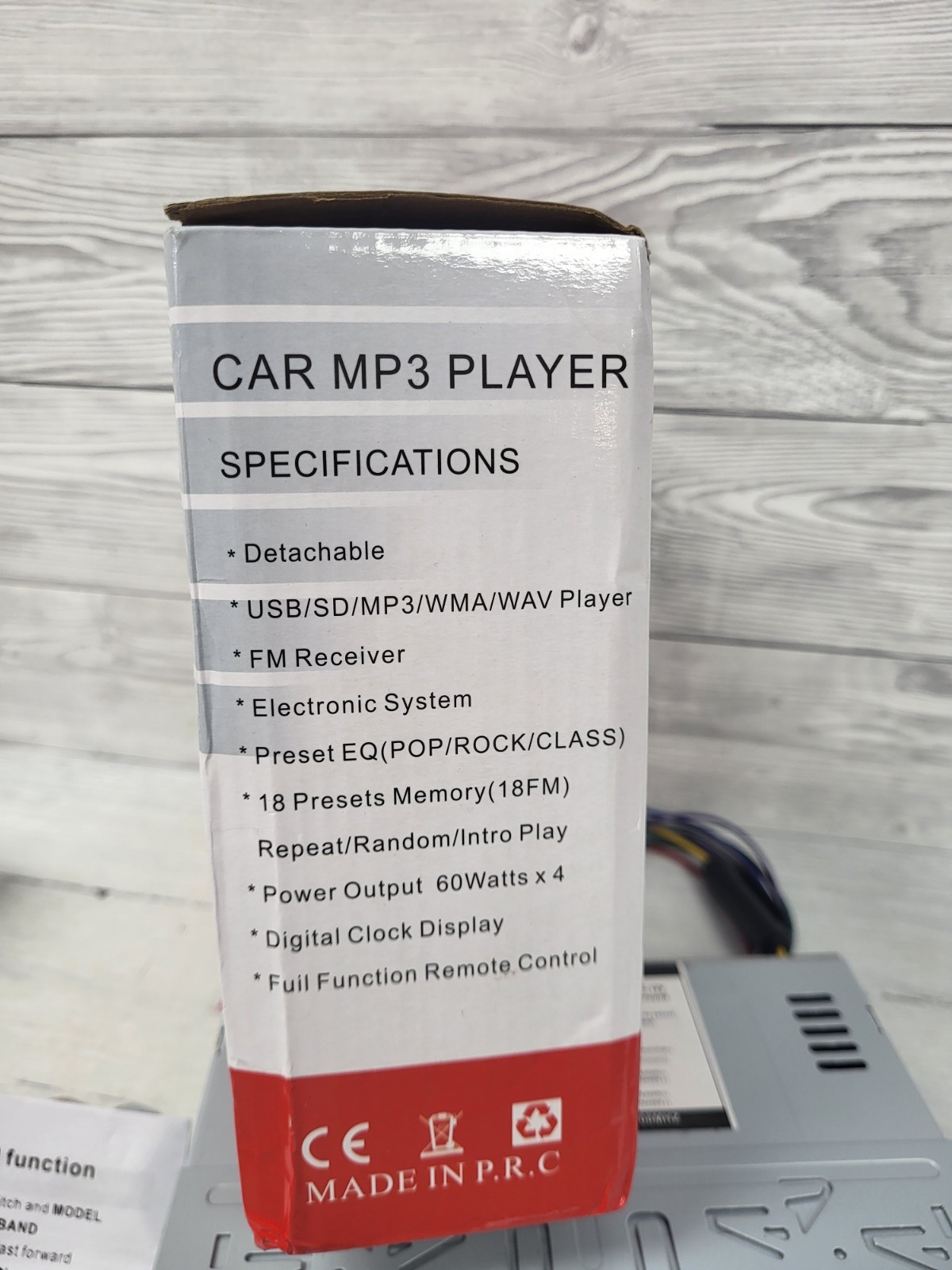 Car MP3 PLAYER USB SD Port FM Radio 60 Watts X 4 JDS-520 Remote. PB