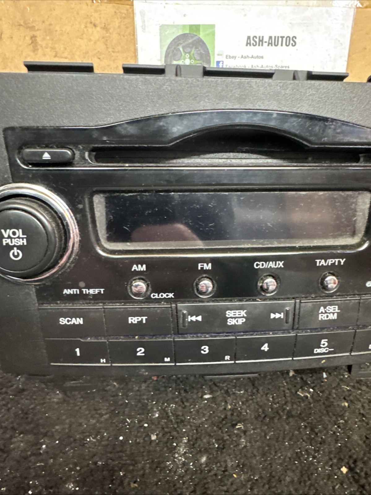 2007 HONDA CRV Mk3 OEM Radio/CD/Stereo Head Unit No Code Available