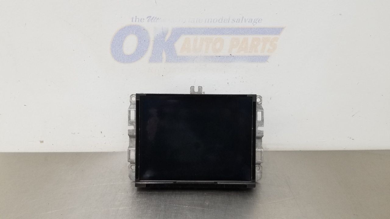 19 DODGE RAM 1500 RADIO DISPLAY AND RECEIVER CLASSIC STYLE