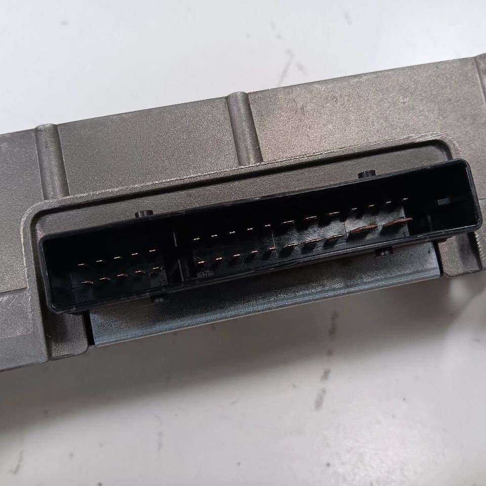 Fiat 500 Audio Equipment Radio Amplifier { 51944556 } 2018 OEM