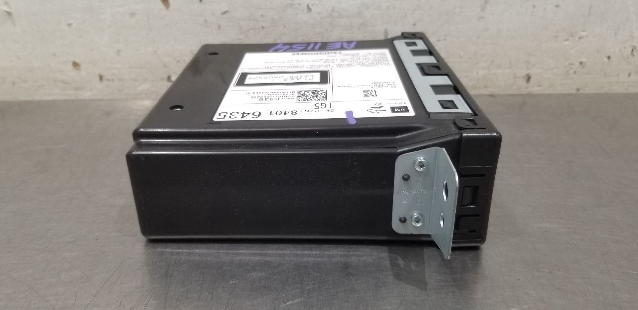 18 GMC SIERRA DENALI 1500 6.2L RADIO AUDIO DISC PLAYER OPT TG5 84016435