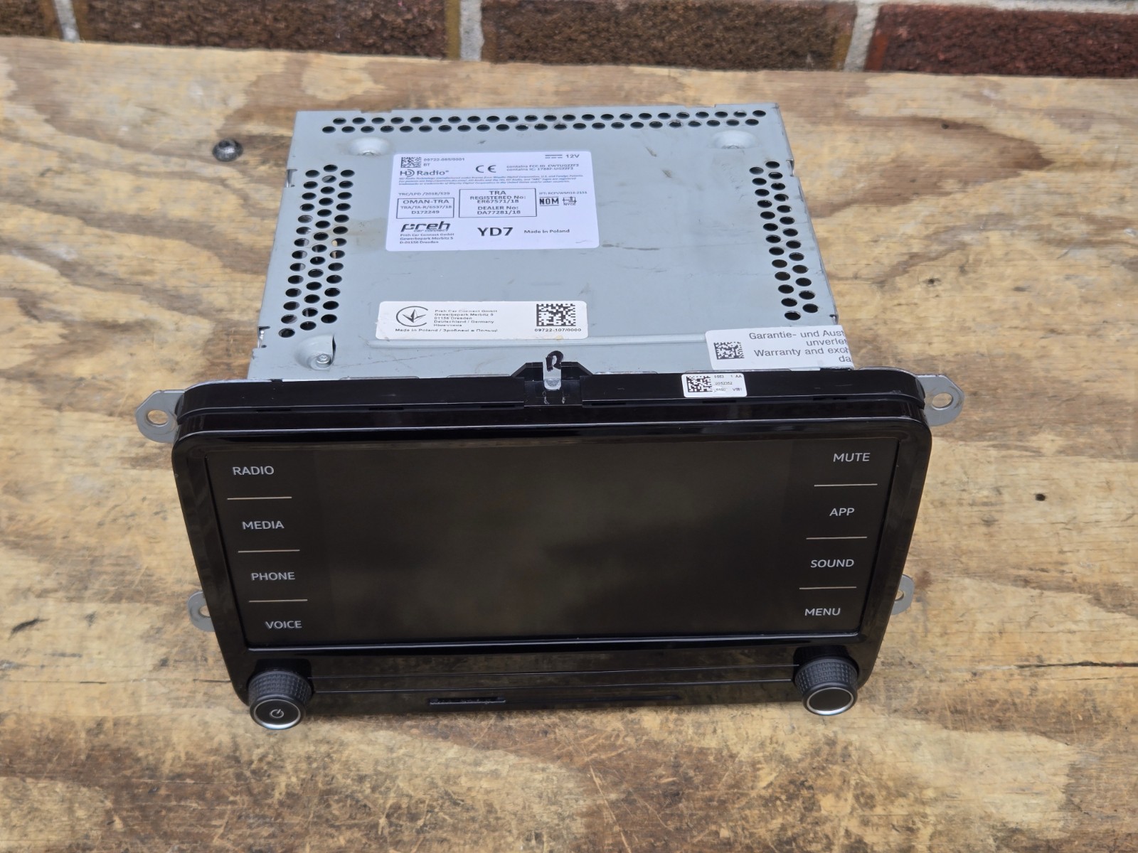 2020-2022 Volkswagen Passat Se Audio Receiver & Display Screen 5C0035200f OEM