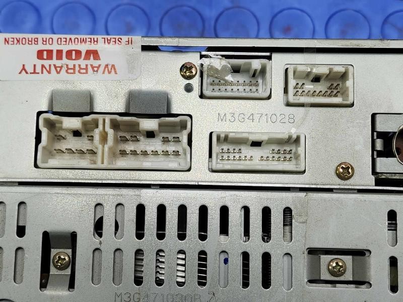04-05 Nissan Armada Radio Receiver Head Unit AM FM 6-Disc CD OEM 28185-7S512
