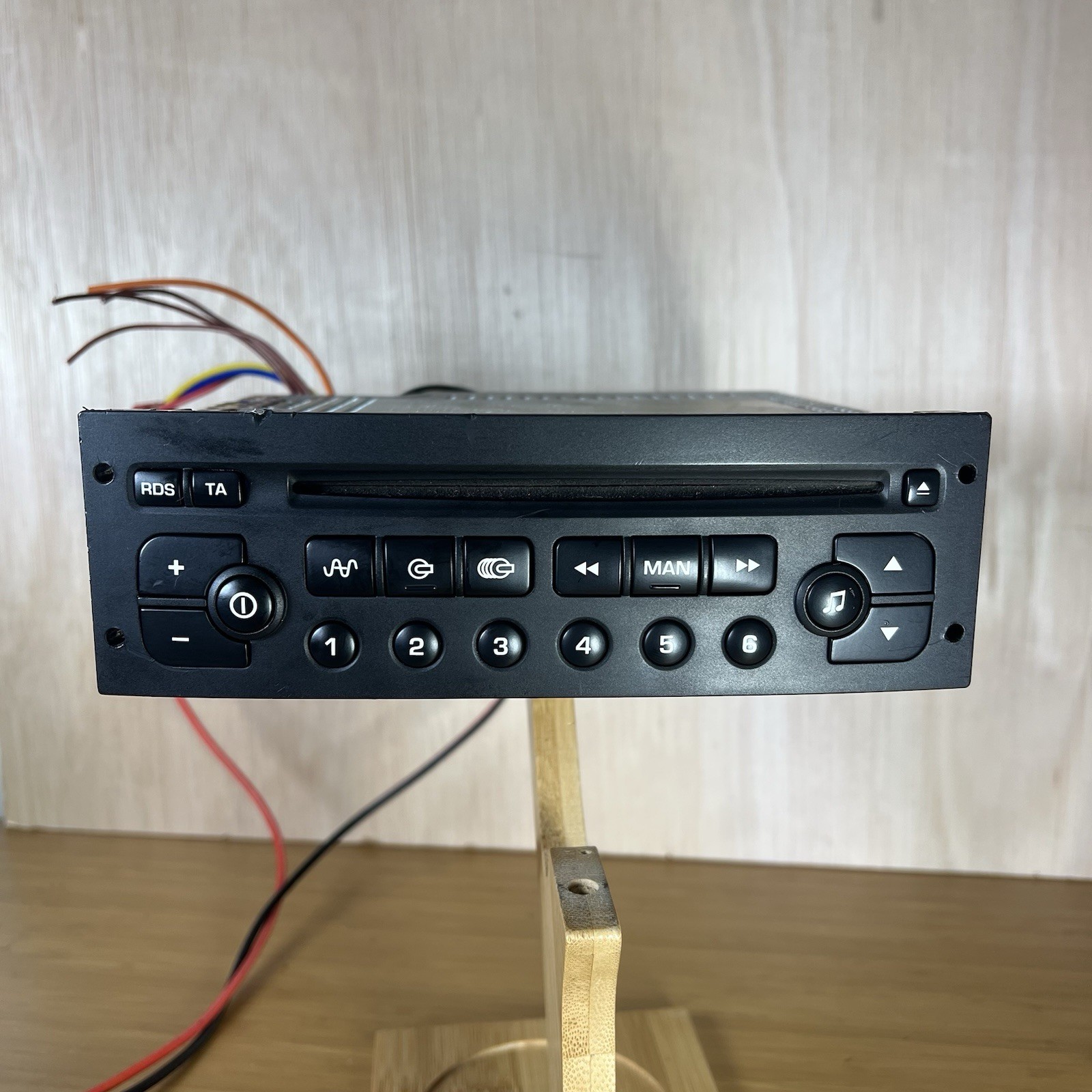 PEUGEOT 206 RADIO CD PLAYER TUNER OFF 2002 REG 964514597700 22RC280/65S VDO READ
