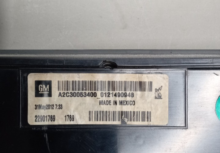12-15 CHEVY VOLT Audio & Visual Equip.(radio) CONTROL PANEL ONLY W/ HEATED SEATS