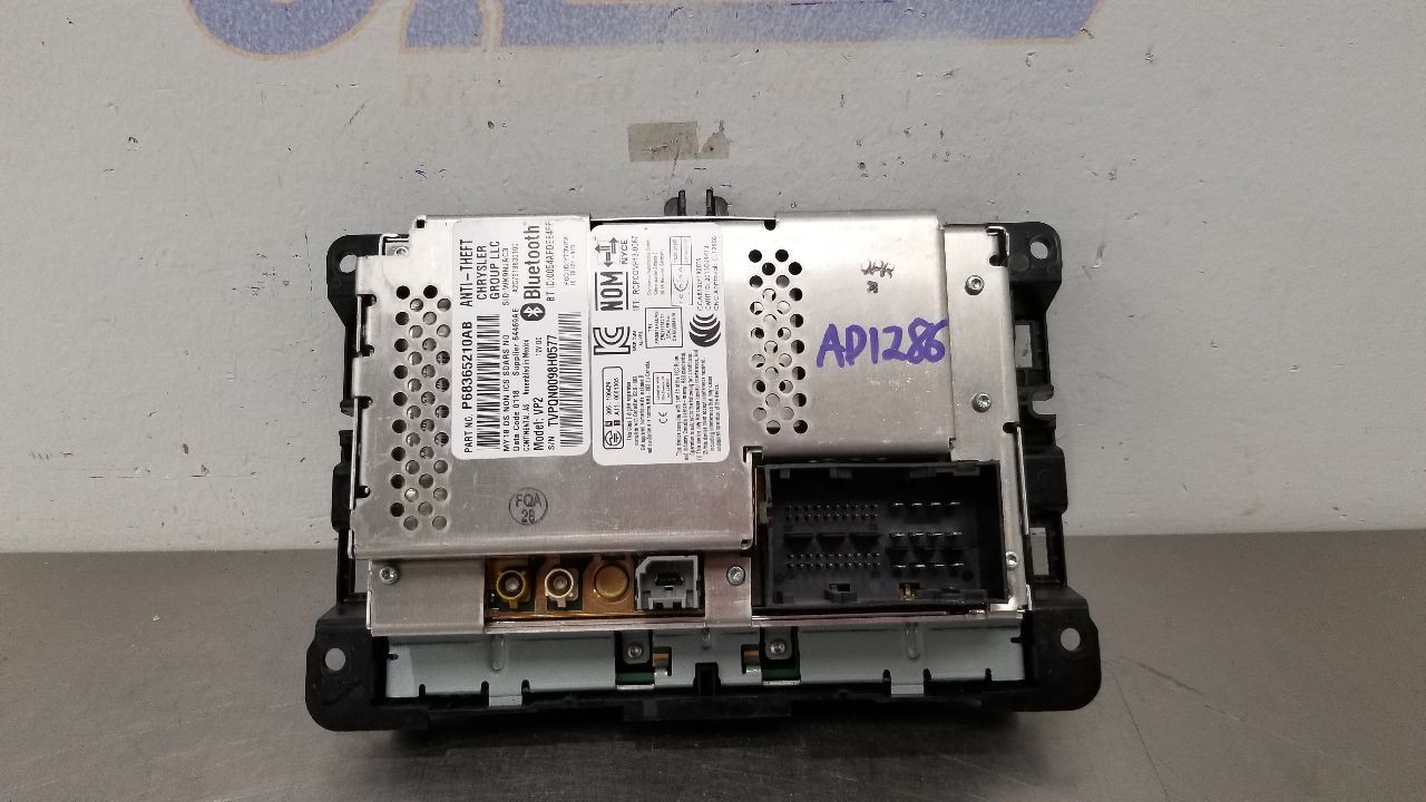 18 DODGE RAM 2500 RADIO AUDIO 5″ DISPLAY SATELLITE RECEIVER HEAD UNIT