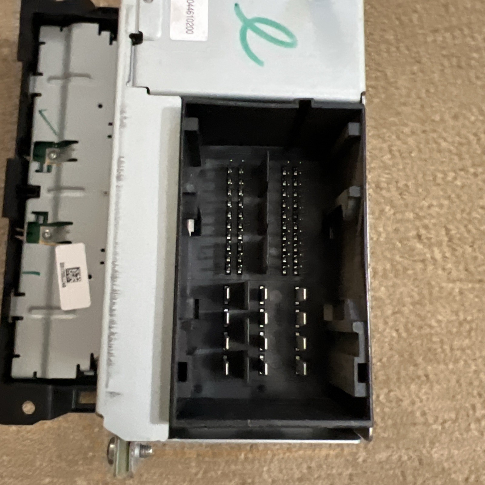 13-18 Ram 2500 Tradesman OEM Radio Stereo not tested