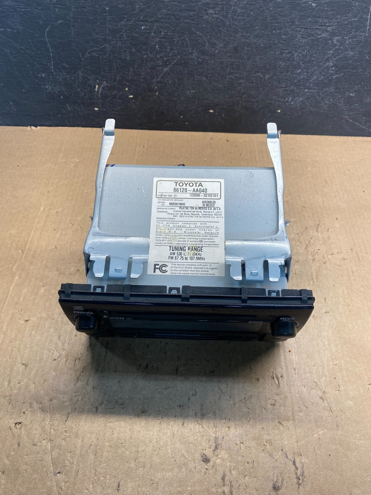 2002 2003 2004 Toyota Camry Radio AM/FM CD Player OEM AE7860 DW