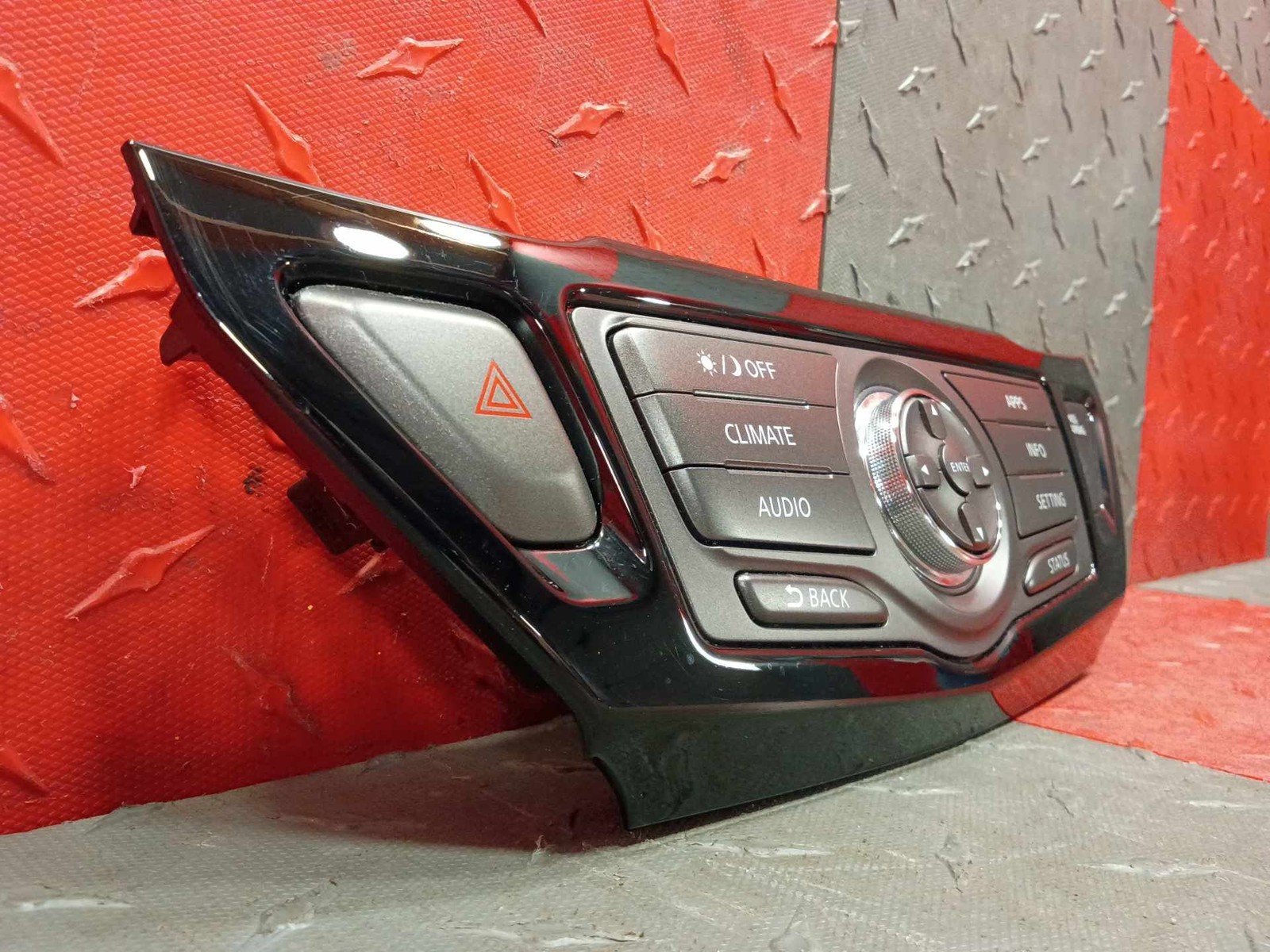 2017-2020 Nissan Pathfinder Radio Control Panel Display #9PJ0A-210260