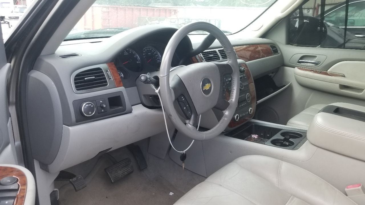 07 CHEVY TAHOE RADIO AUDIO RECEIVER HEAD UNIT 15868809